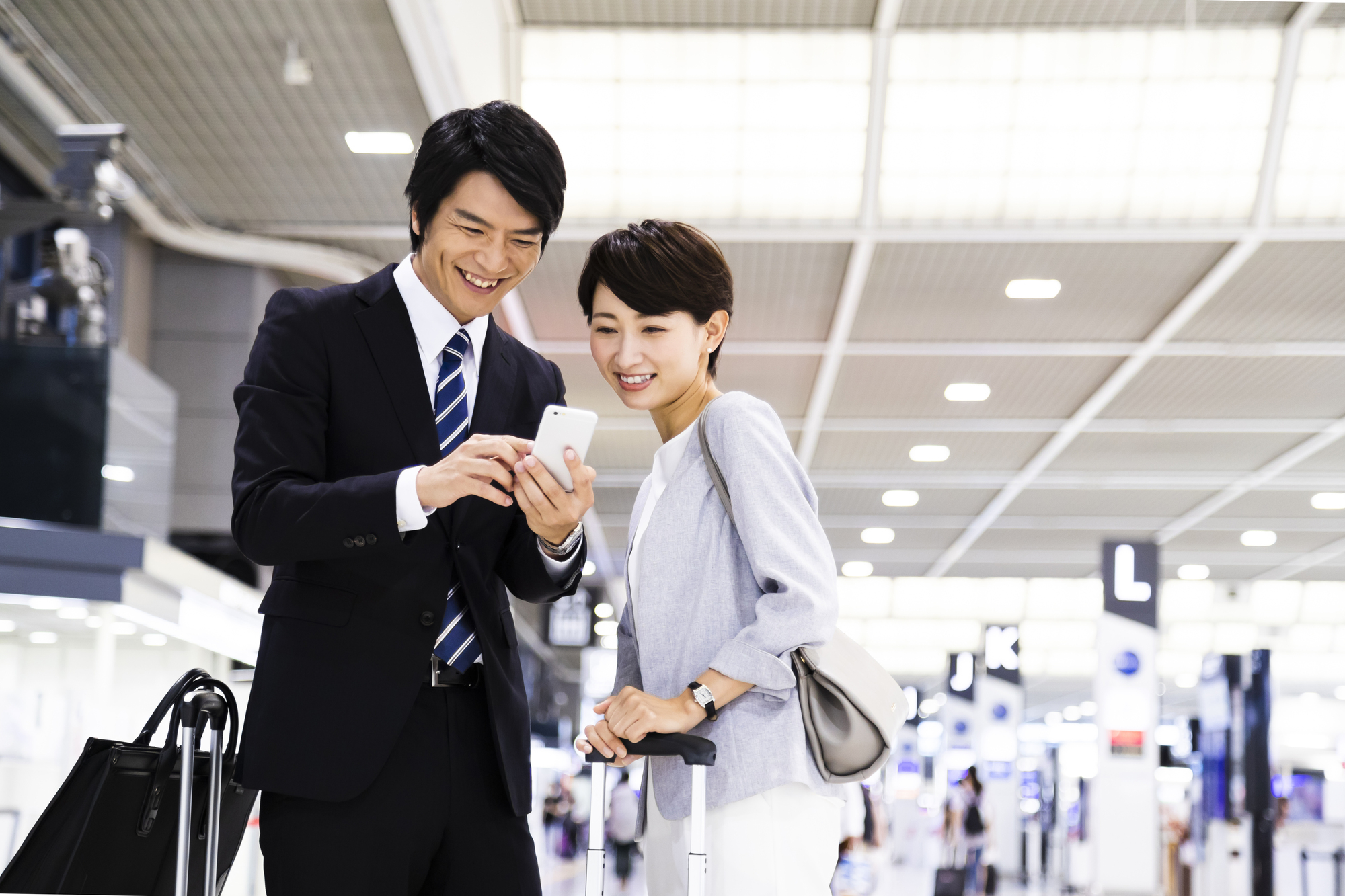 海外赴任マニュアル｜企業が行う手続き・準備・チェックリストを時系列で解説